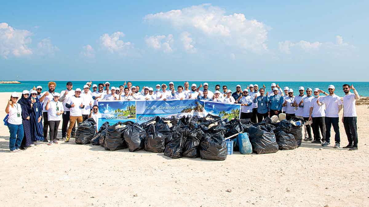 Aramco Ras Tanura Beach Cleanup volunteers Nov. 9, 2021