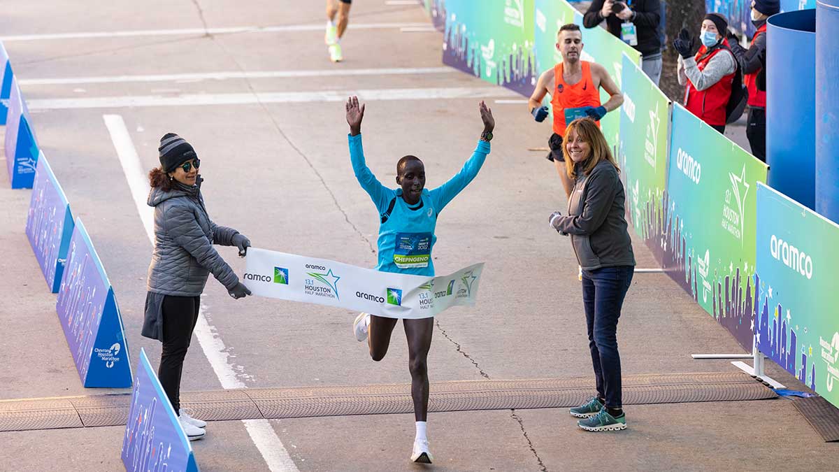 Aramco Houston Half Marathon VICOTY CHEPNEGENO January 2022