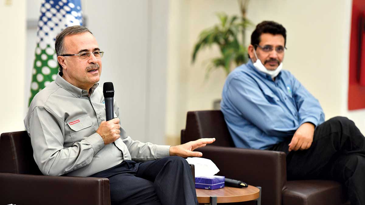 Aramco CEO Amin Nasser fields questions from employees at Wasit Gas Plant during the CEO's Ramadan tour