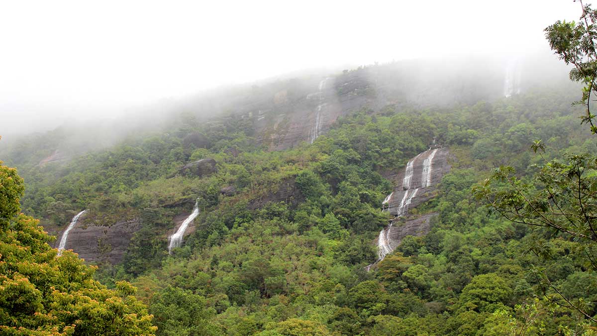 Adams Peak Aramcon Travel Sri Lanka